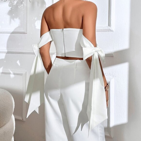 White Casual Women's Knot Side Zip Back Bustier Crop Top - Picture 2 of 6